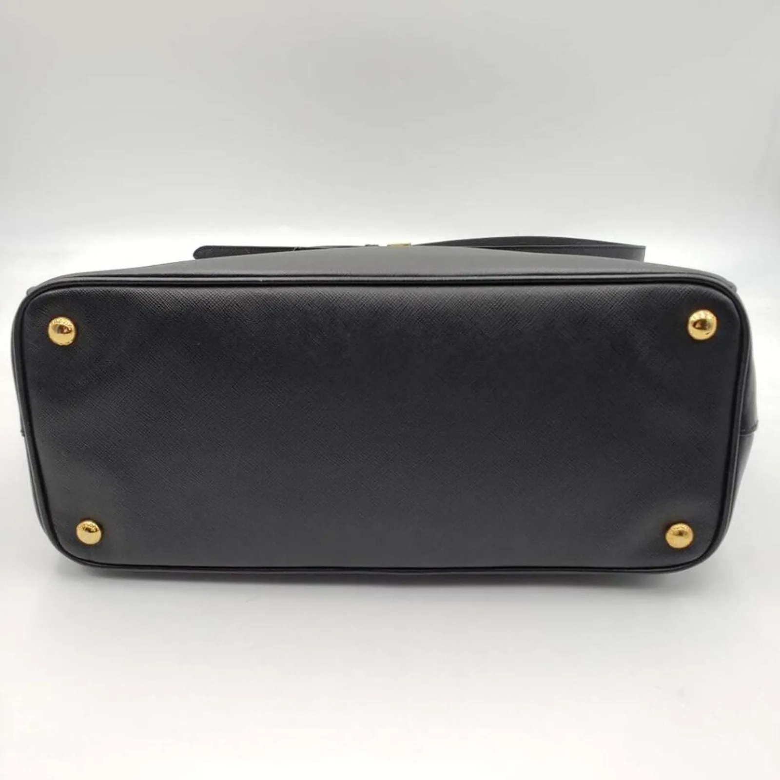 100% Authentic Prada Galleria Black Leather Shoulder Bag