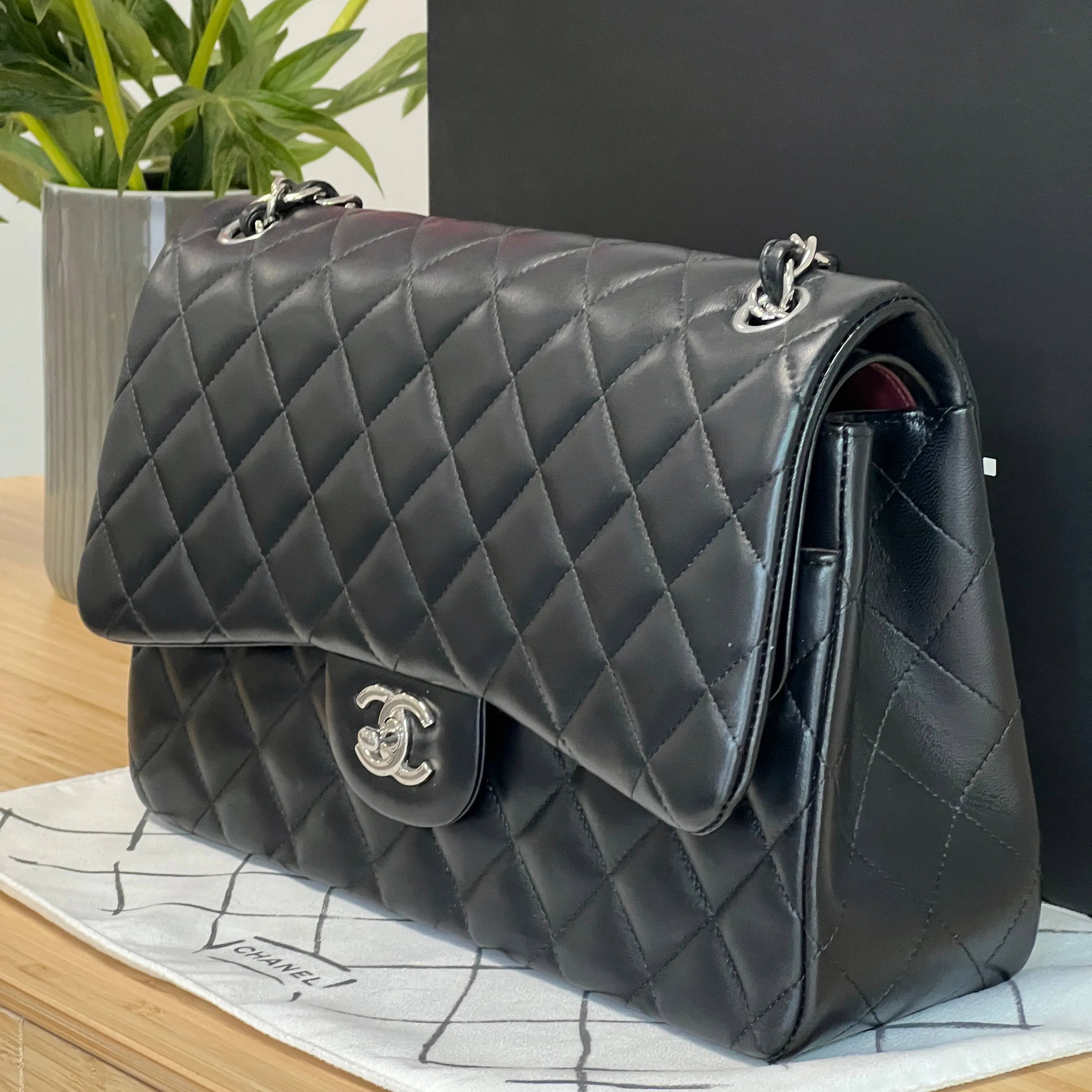 Chanel Jumbo/Large  Double Flap