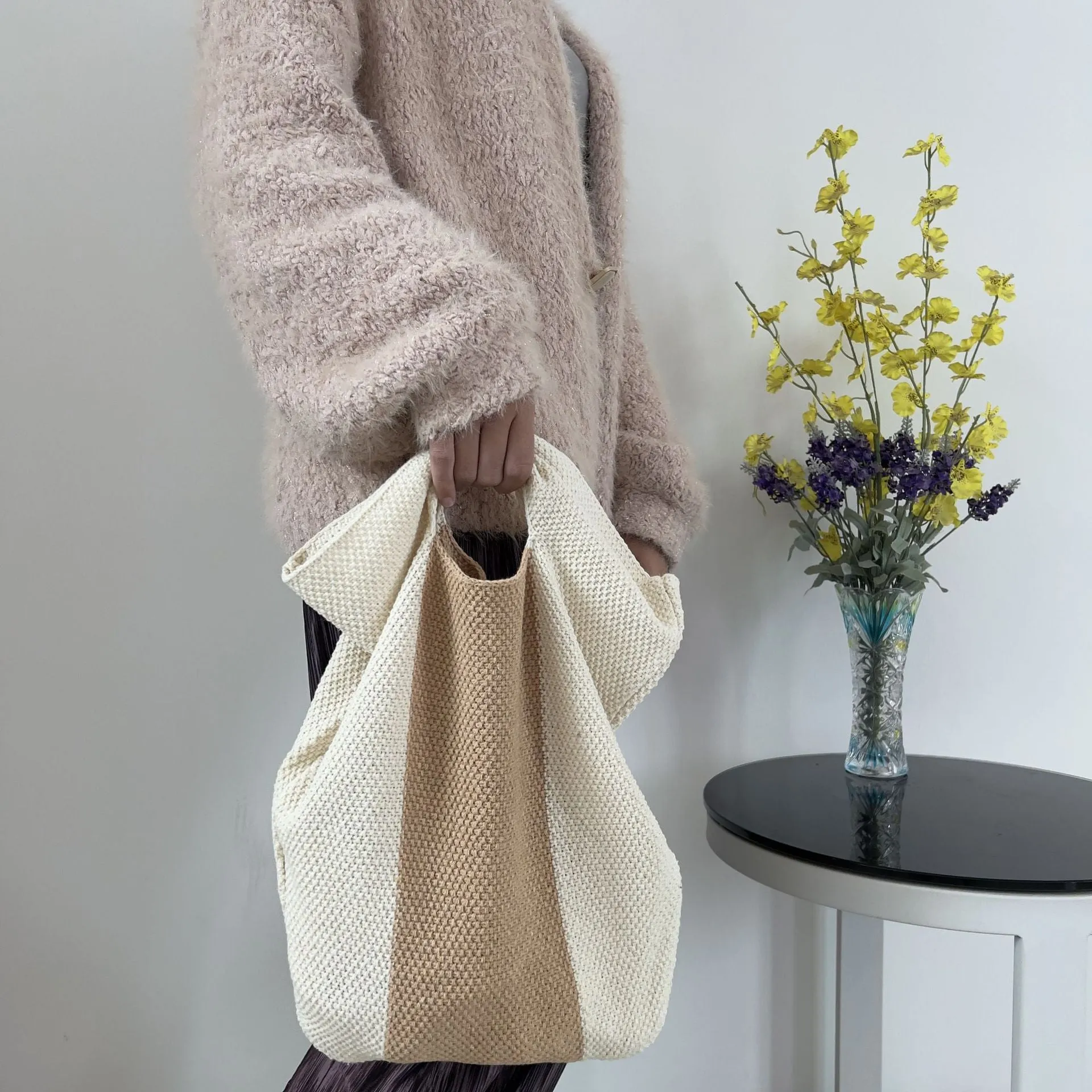 Contrast Color Simple Leisure Commuter Handbag Knitted Bag Retro Tote Bag Female