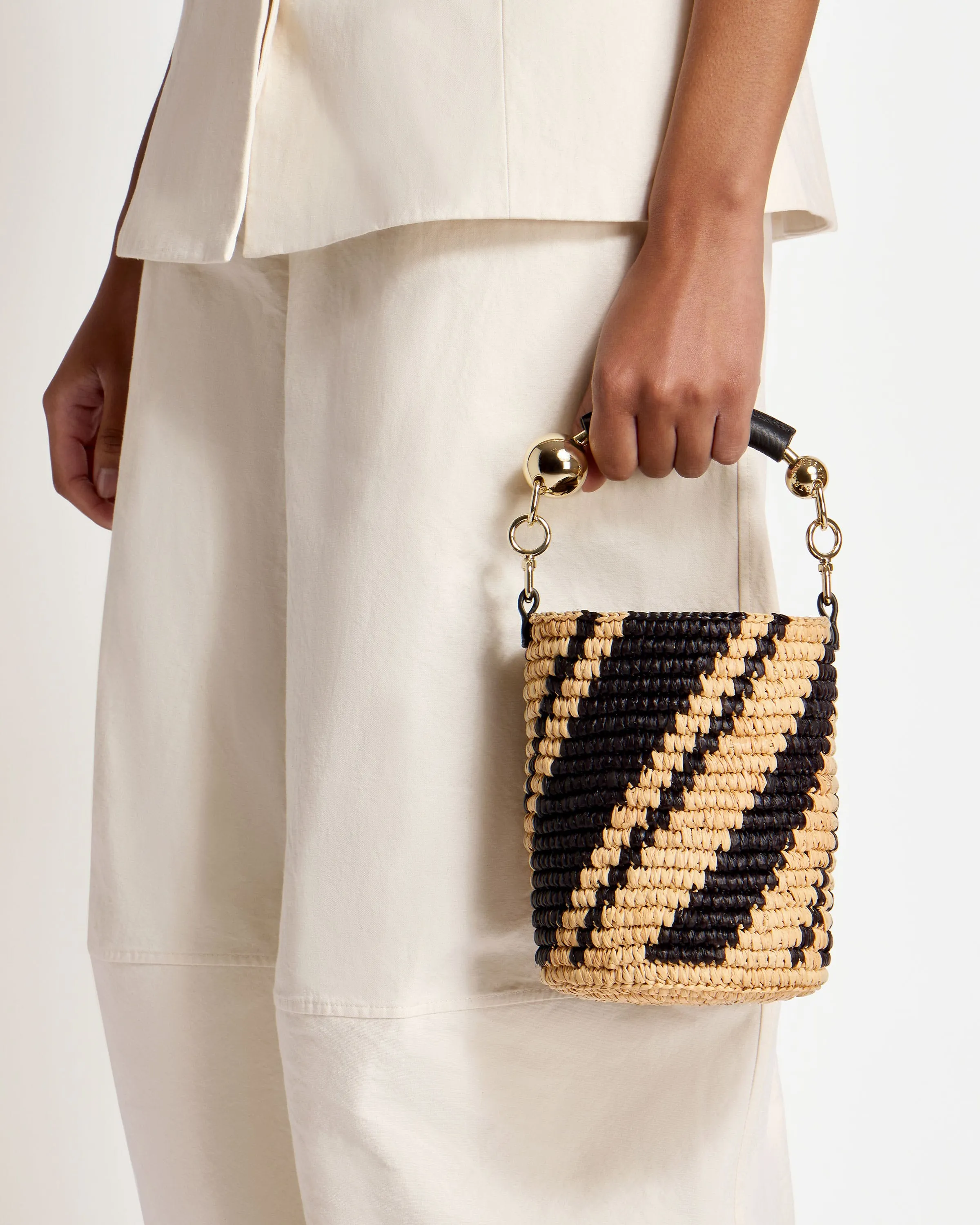 Crescent Basket - Raffia Black/Natural