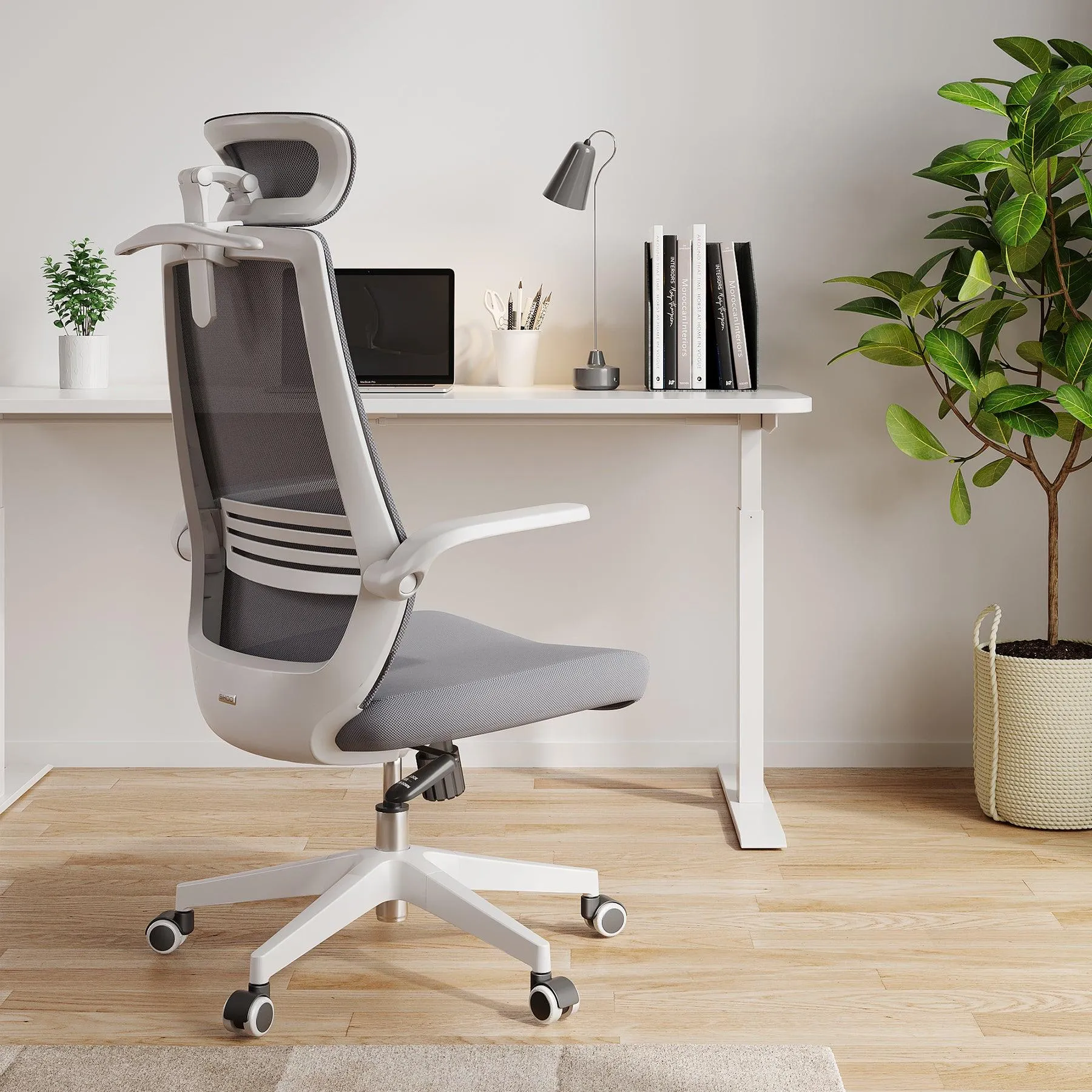 M76A Ergonomic Office Chair with Headrest